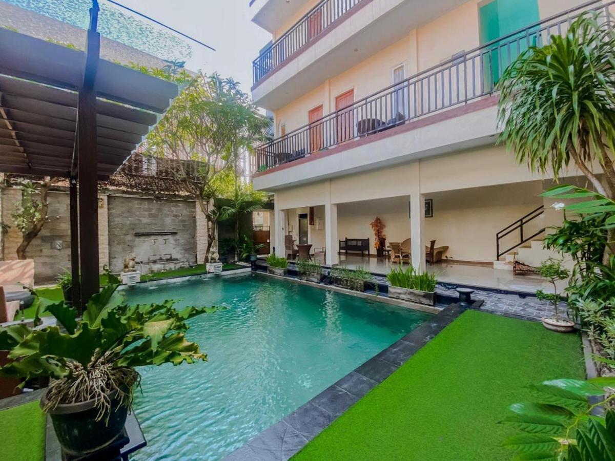 Dedy Beach Inn Kuta  Exterior photo