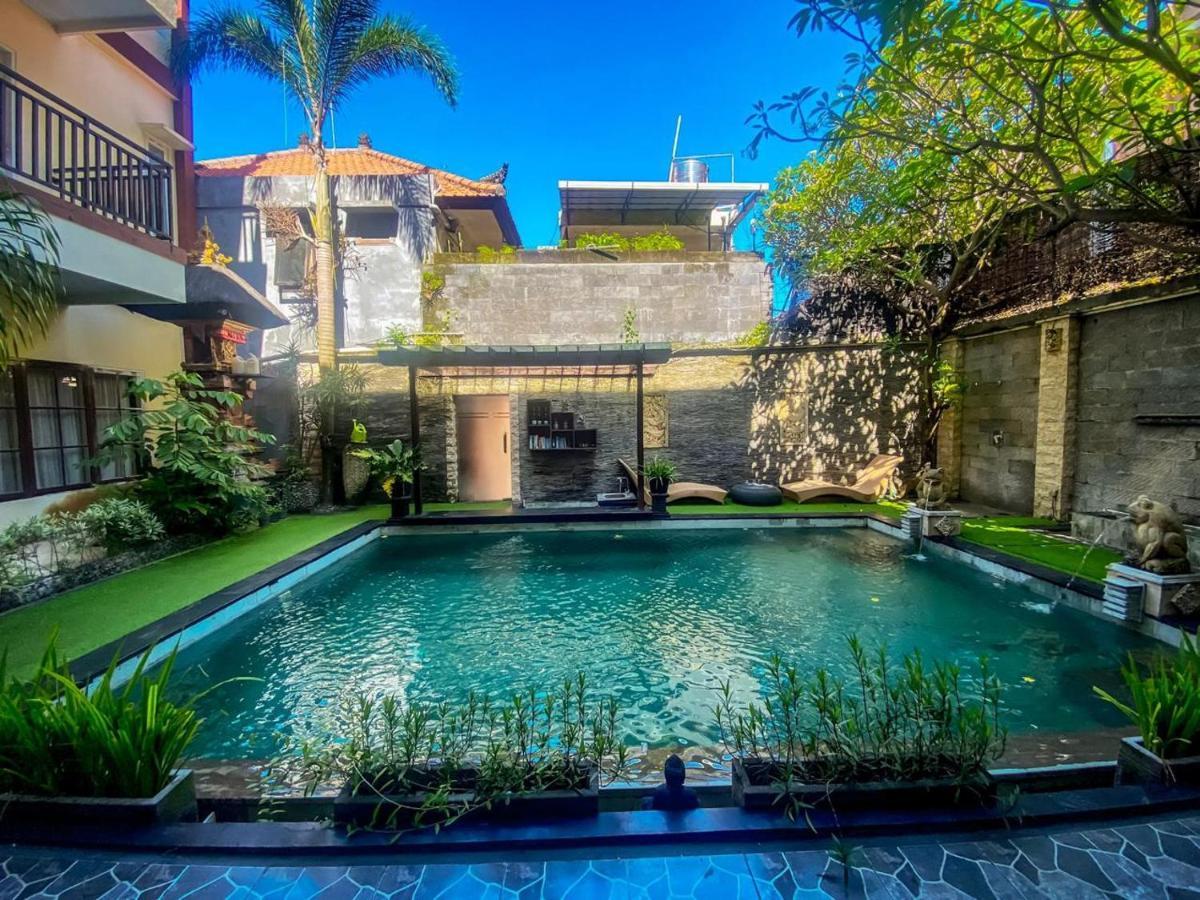 Dedy Beach Inn Kuta  Exterior photo