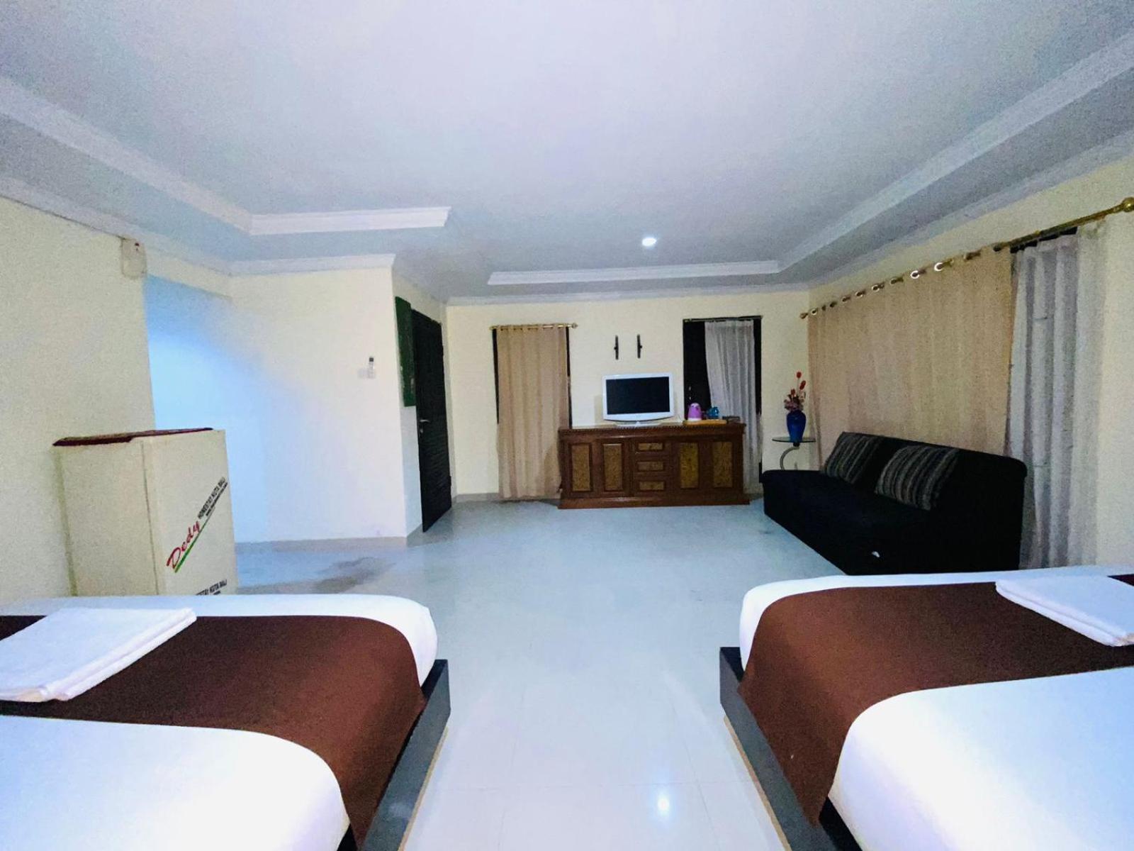 Dedy Beach Inn Kuta  Exterior photo
